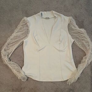 Free People white lace long sleeve blouse size medium